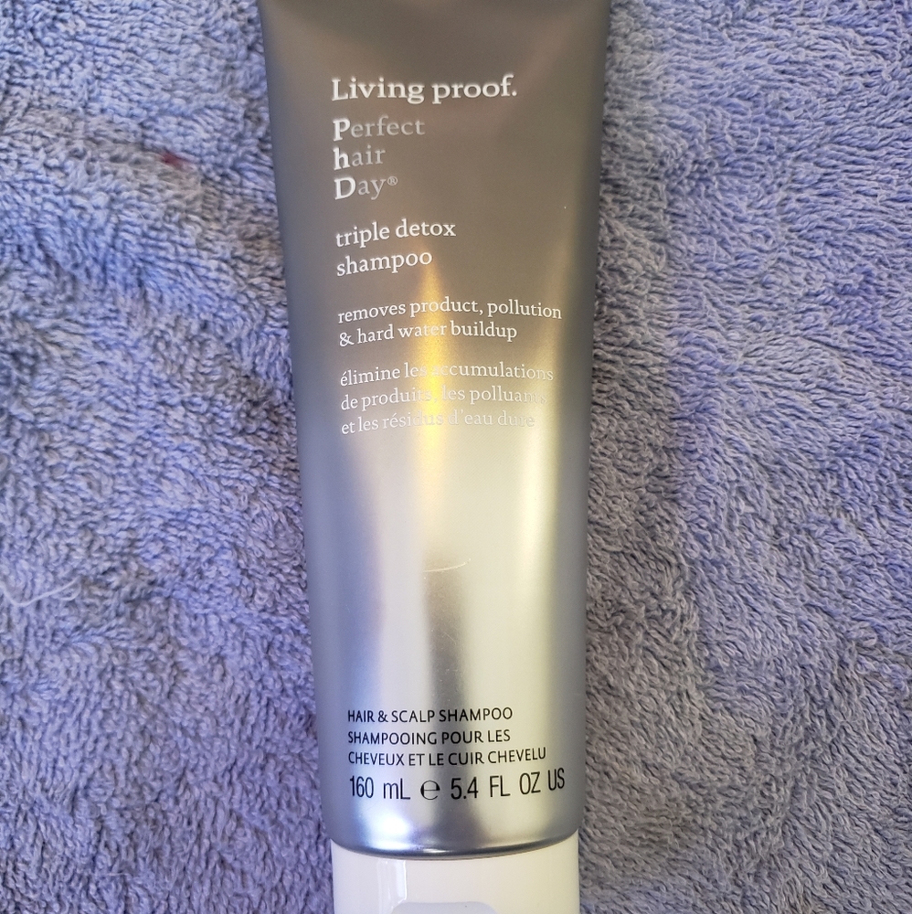 Living proof PHD triple detox shampoo